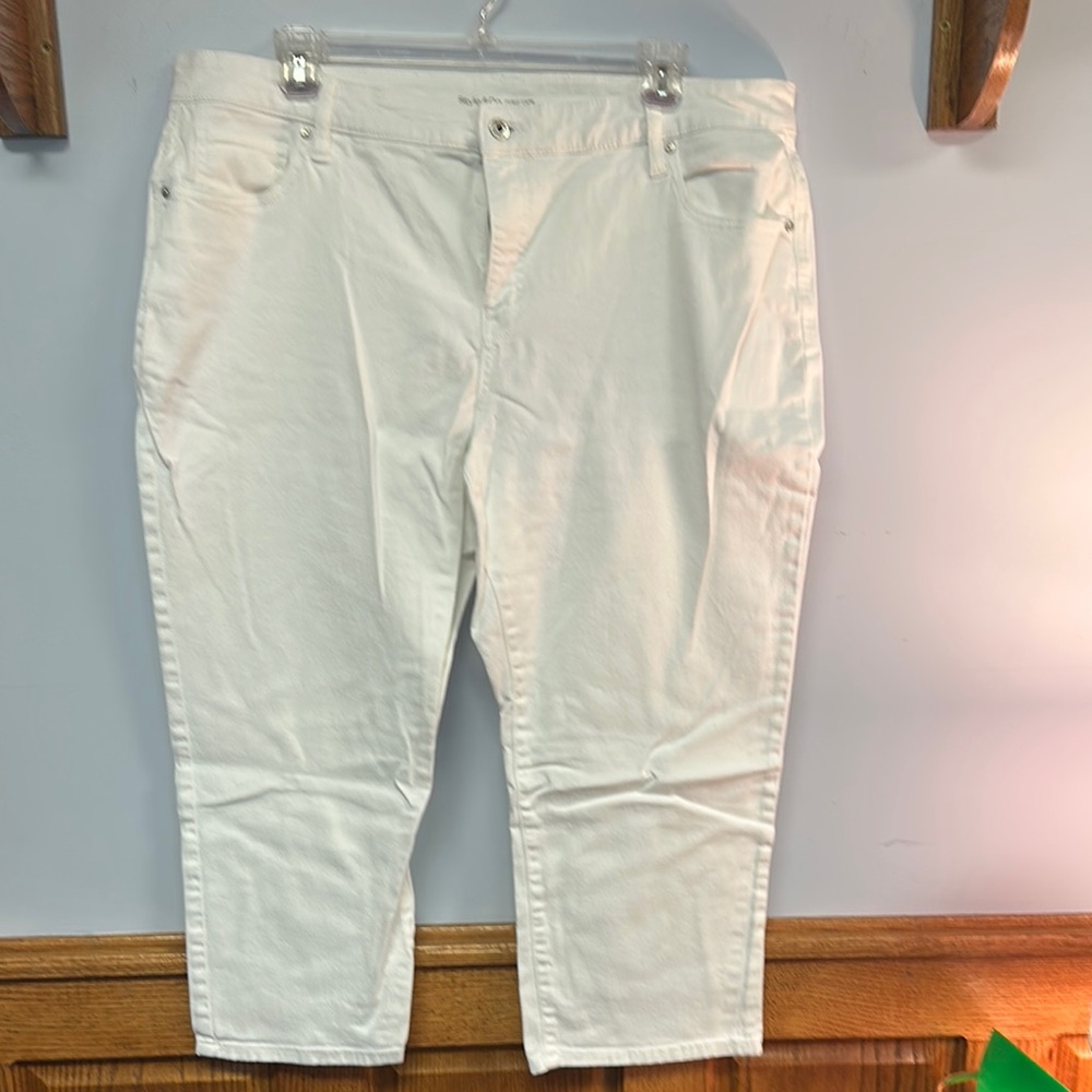 Style & Co. Women's White Ankle Jeans